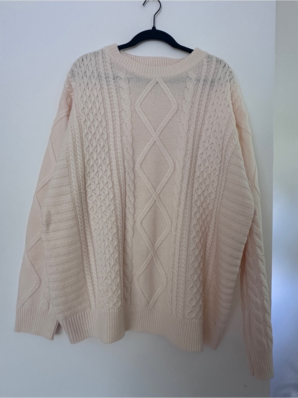 Aelfric Eden Cream Cable Knit Women's Sweater
